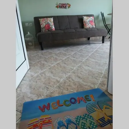 Zefis Apartment